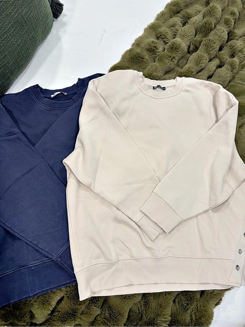 Zara Crewneck Sweatshirt Set in Blue & Cream